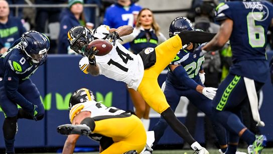 Steelers' Jaylen Warren Praises George Pickens' Incredible Blocking: "He's Not The Selfish Player People Make Him Out To Be" (Steelers News)